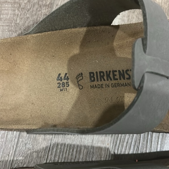 Women’s birkenstock - Picture 2 of 3